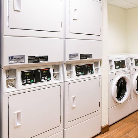 Towneplace Suites By Marriott Kansas City Airport Eksteriør bilde