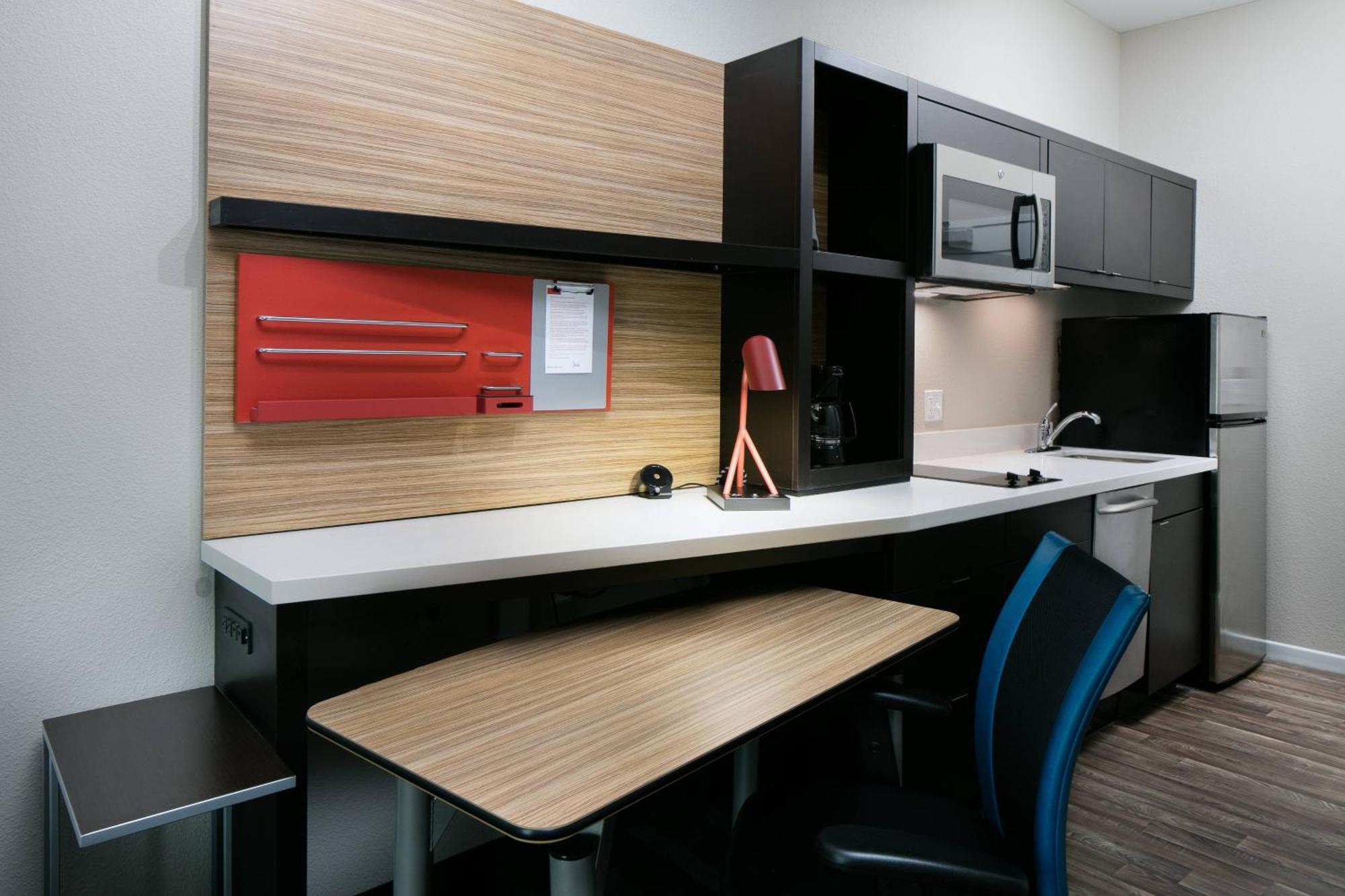 Towneplace Suites By Marriott Kansas City Airport Eksteriør bilde