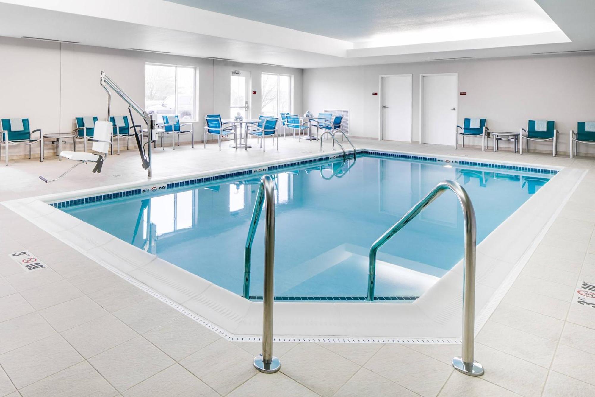 Towneplace Suites By Marriott Kansas City Airport Eksteriør bilde