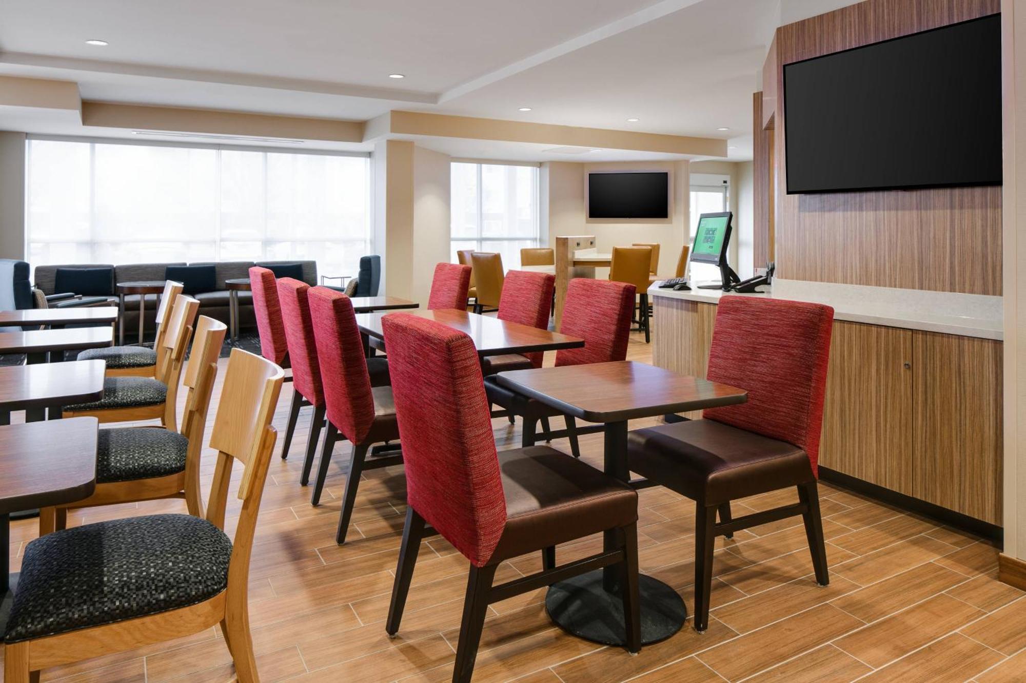 Towneplace Suites By Marriott Kansas City Airport Eksteriør bilde