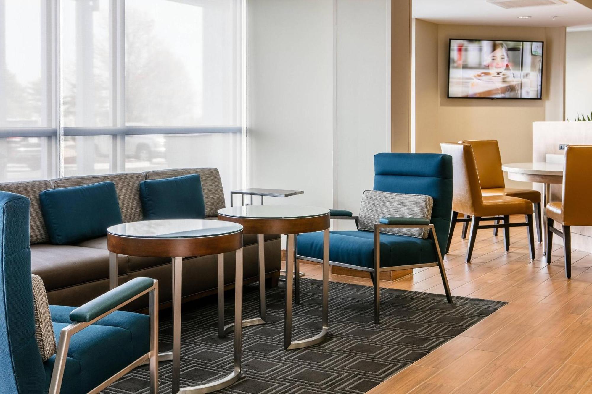 Towneplace Suites By Marriott Kansas City Airport Eksteriør bilde